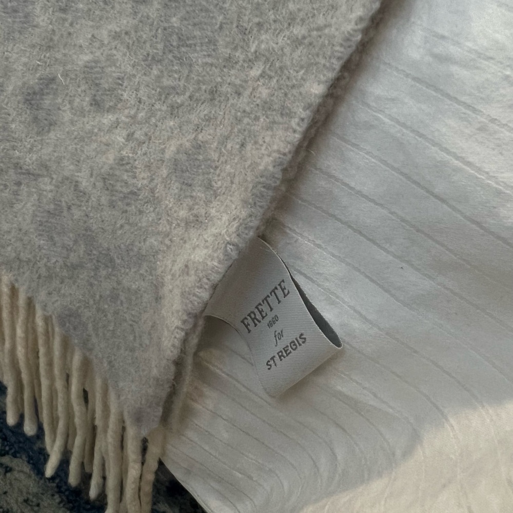 Elegant Cream Throw Blanket - Picture 6 of 6